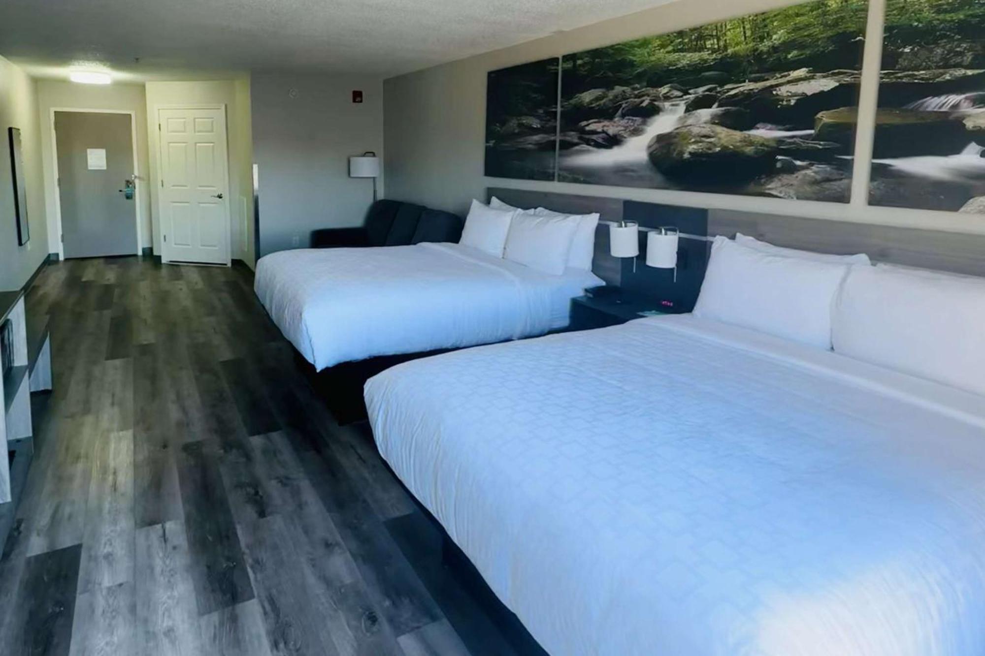 Clarion Pointe Hotel Albemarle