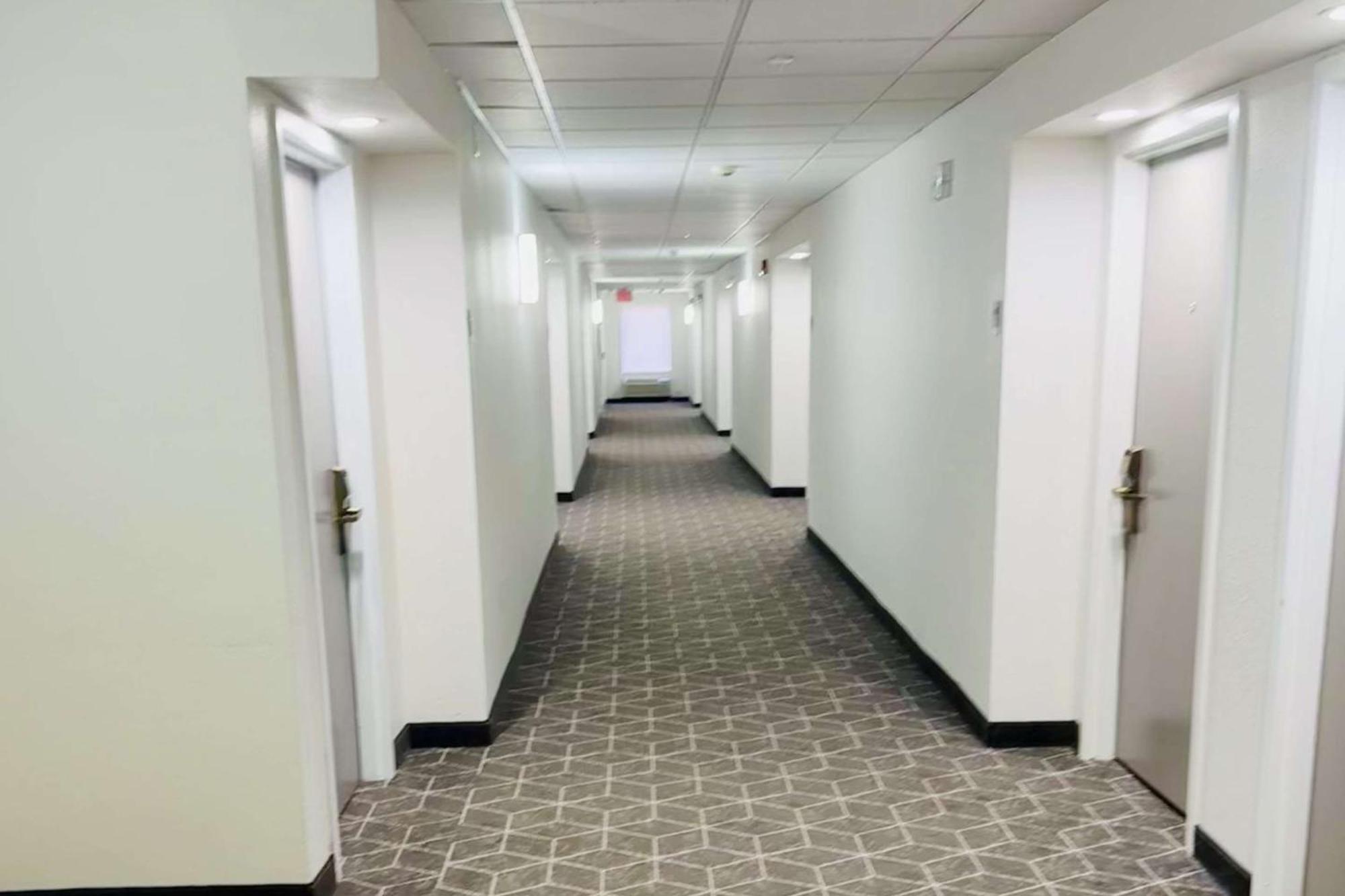 Clarion Pointe 2* Albemarle