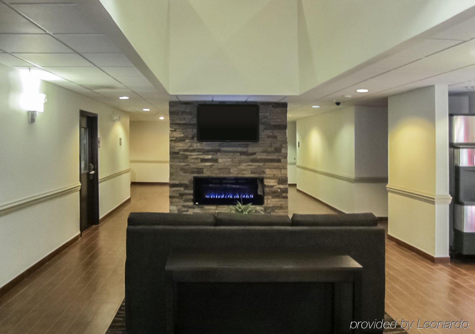 Hotel Clarion Pointe Albemarle