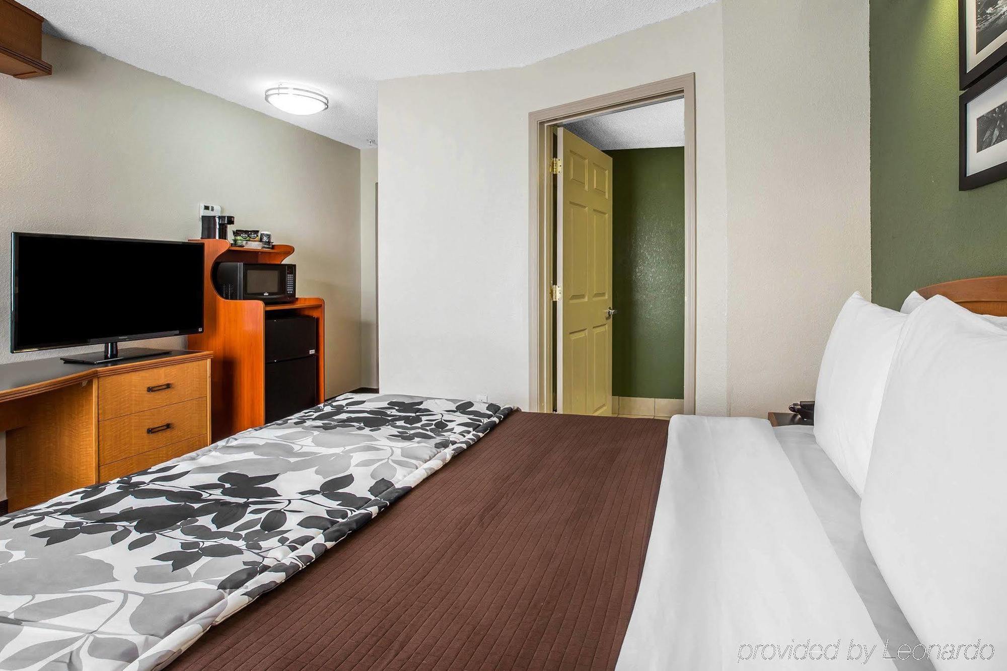 Hotel Clarion Pointe